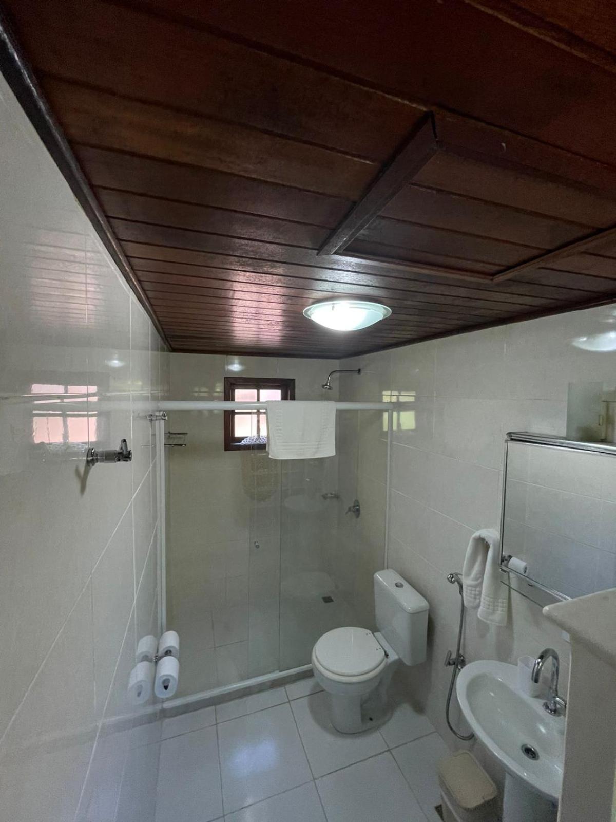 Aratinga Inn Vila do Abraao ภายนอก รูปภาพ